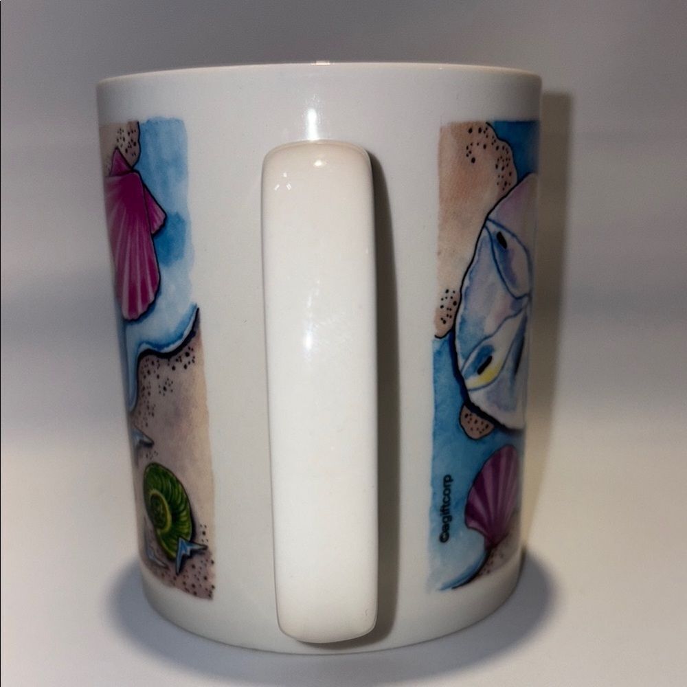 Seashell Design Mug - Multicolor - Picture 4 of 6